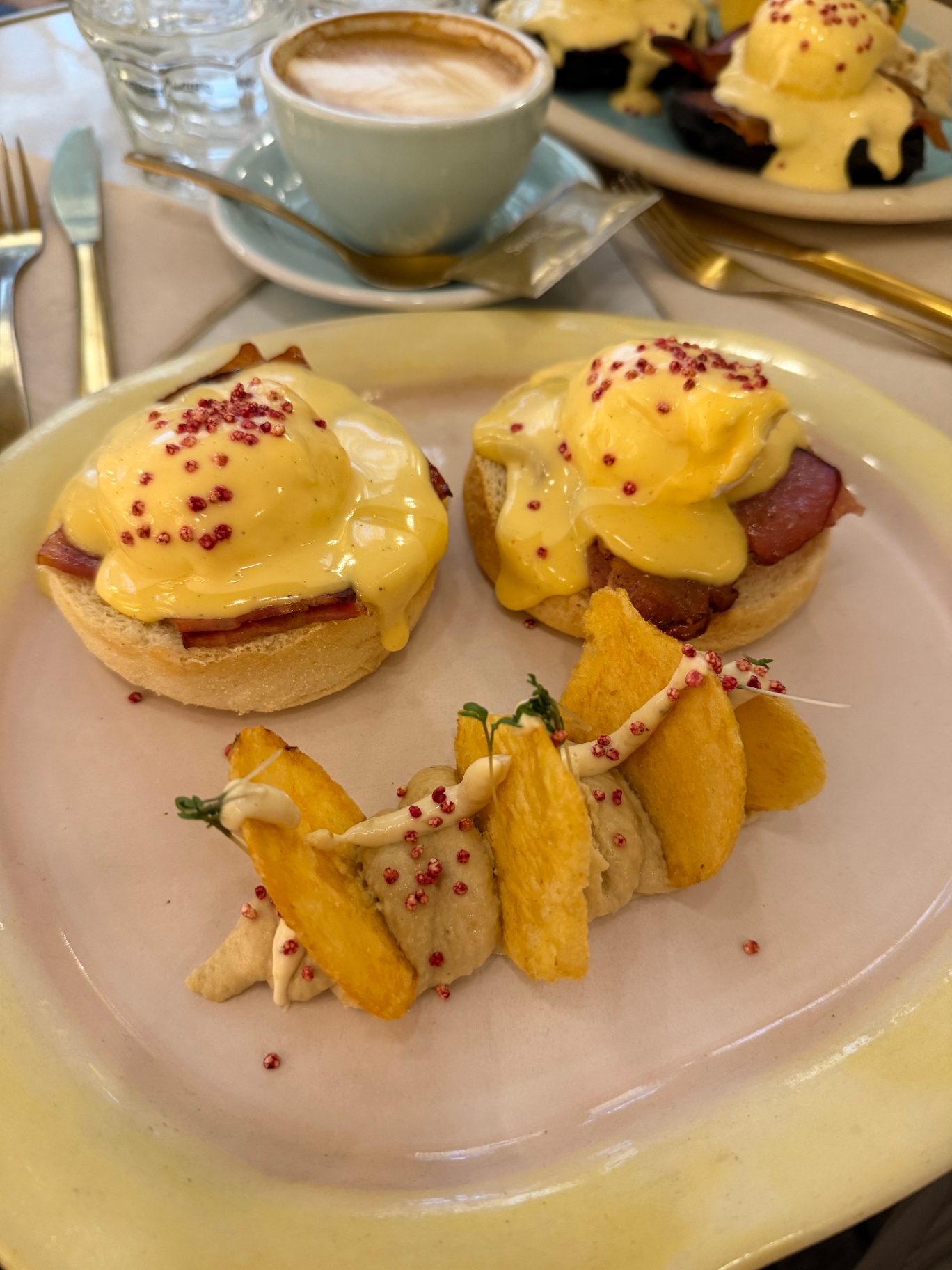 Eggs Benedict at Brunch & Cake