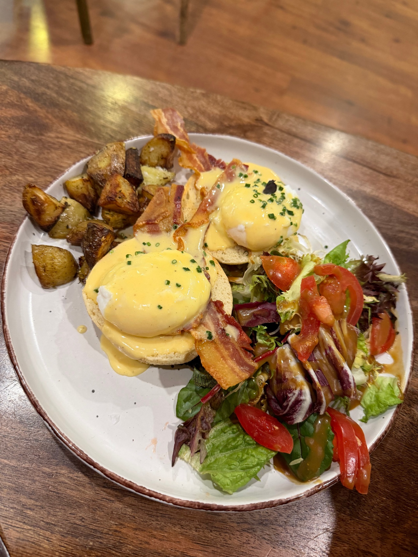 Eggs Benedict at Brunch.ar